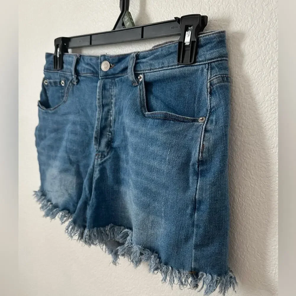 Denim Blue Frayed Hem Women Shorts
